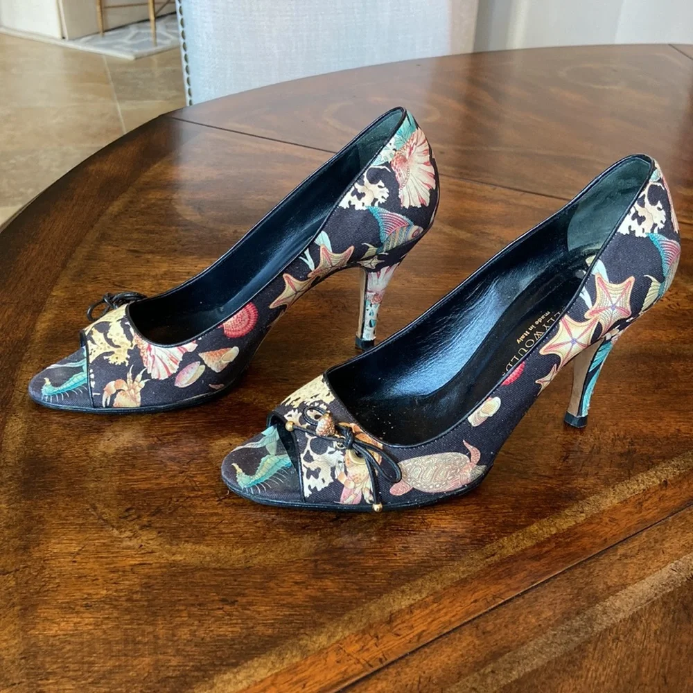 Hollywould Open Toe Heels - Like New - Picture 3 of 9
